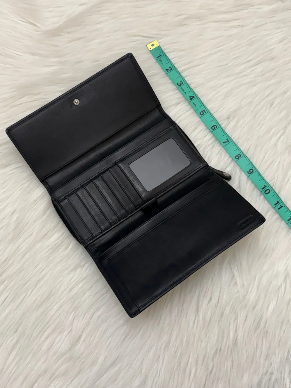 COACH - BLACK ALL SMOOTH LEATHER VINTAGE TRIFOLD TRAVEL WALLET